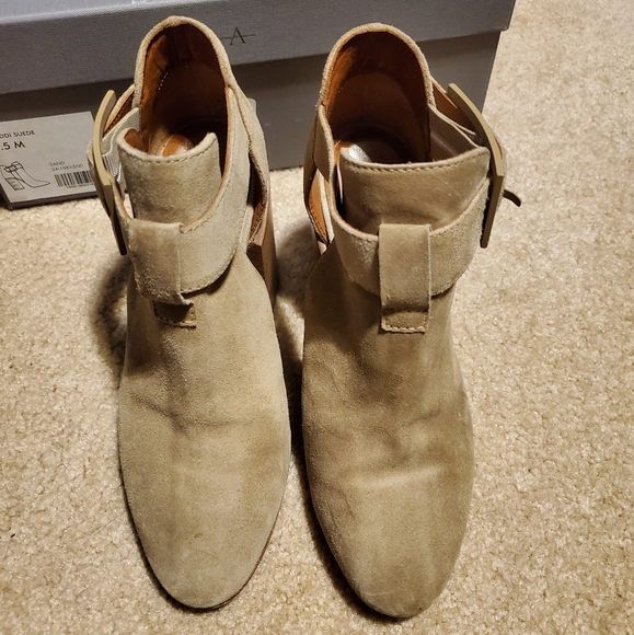 Aquatalia Freddi Cutout Bootie sz 5.5 - Picture 2 of 10